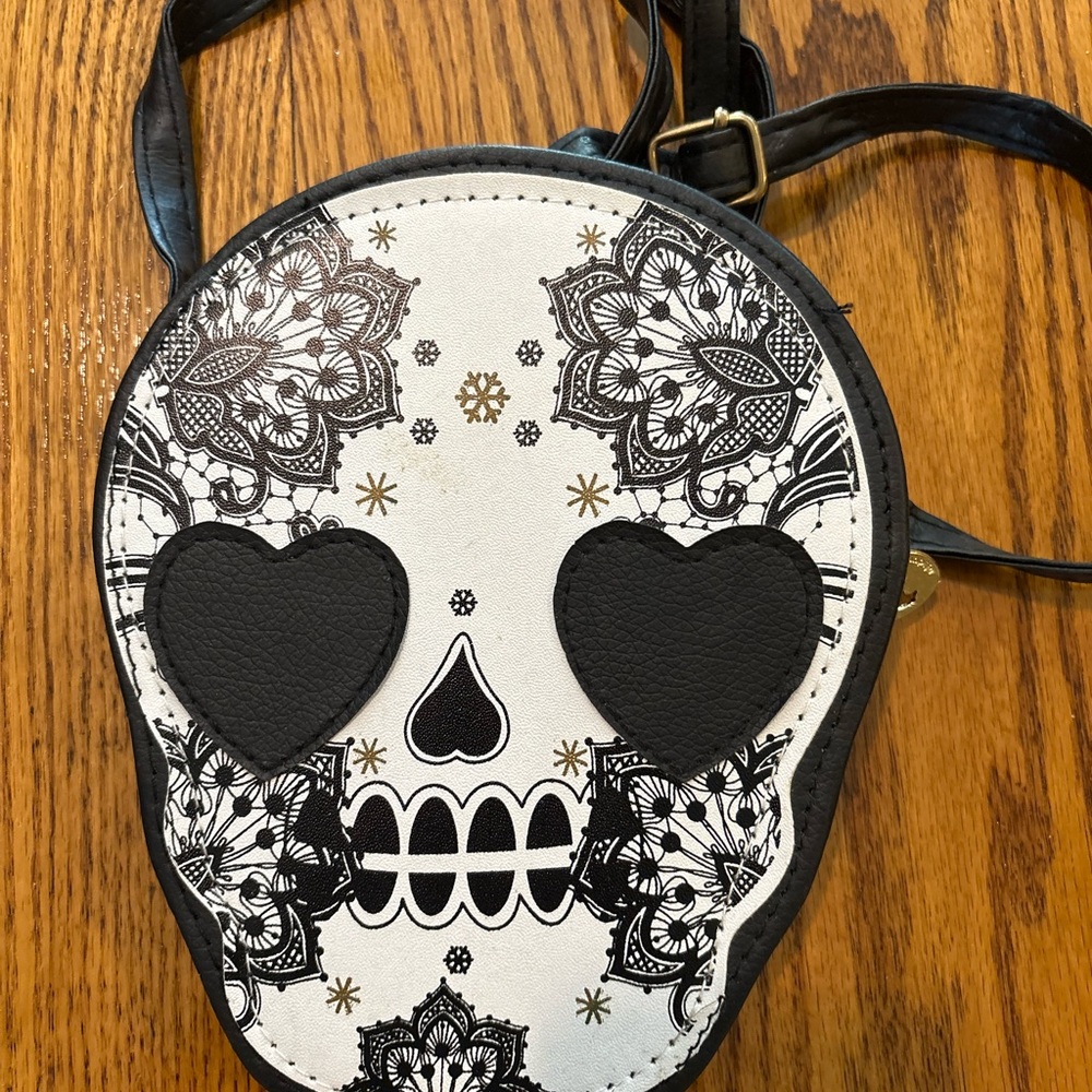 Black and White Skull Crossbody Bag